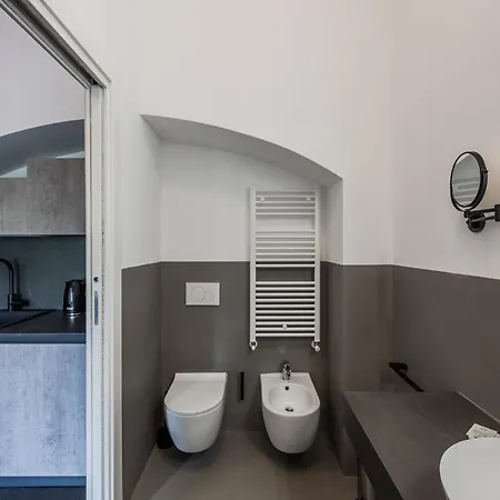 - Con Roccia Naturale