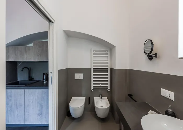 - Con Roccia Naturale