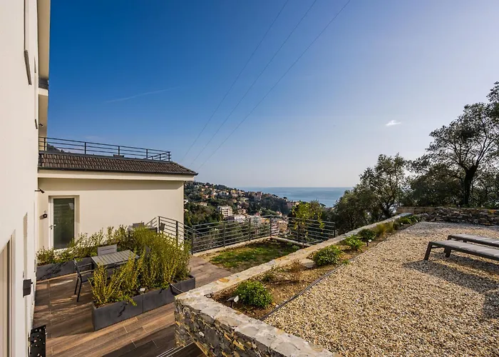 - Con Roccia Naturale Rapallo