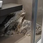 - Con Roccia Naturale Ραπάλο